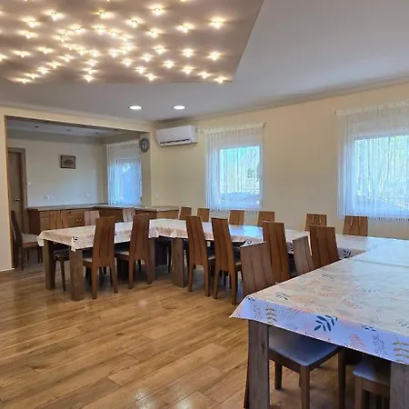 Bed & Breakfast Tavi Panzio Dunapataj