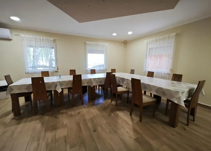 Tavi Panzio Bed & Breakfast